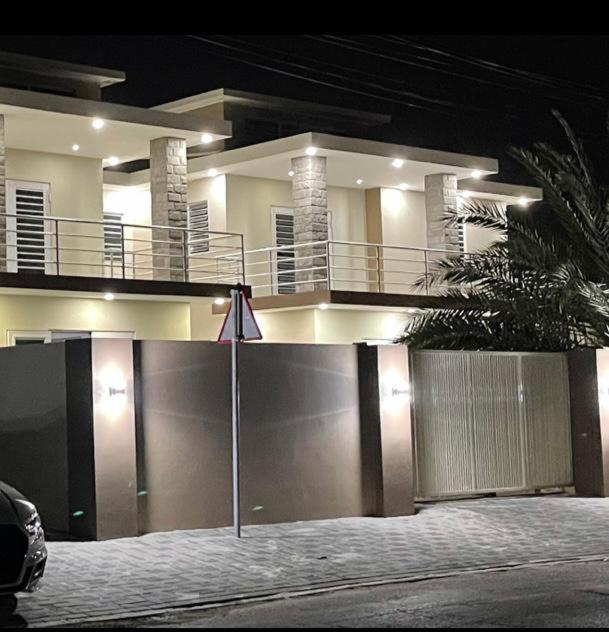 Fancy Apartments Willemstad Exterior photo
